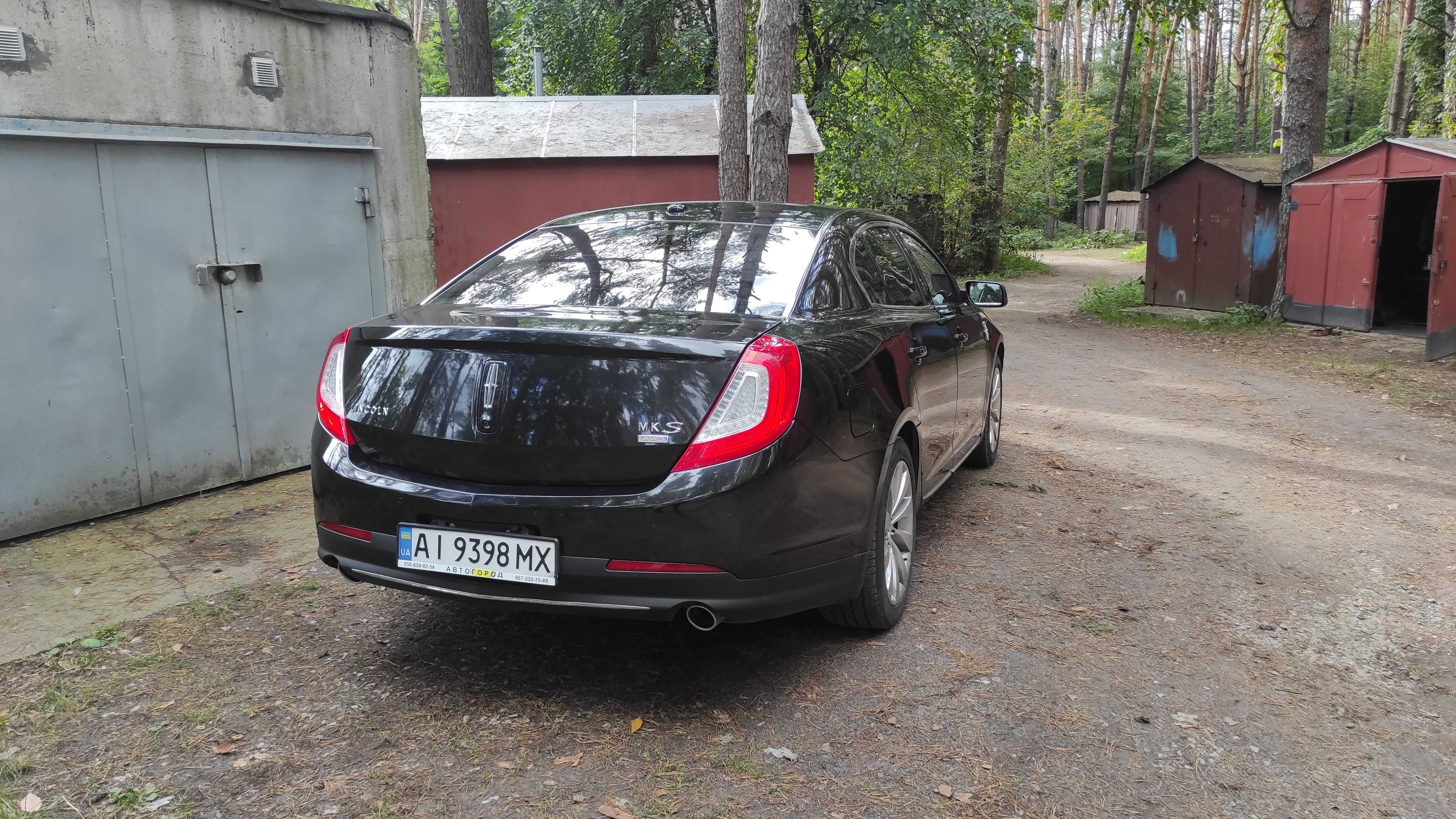 Продам Lincoln MKS седан