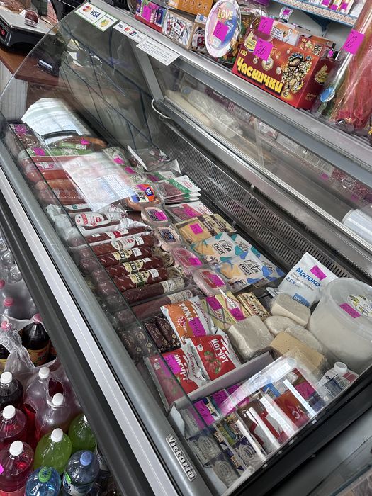 Холодильна вітрина