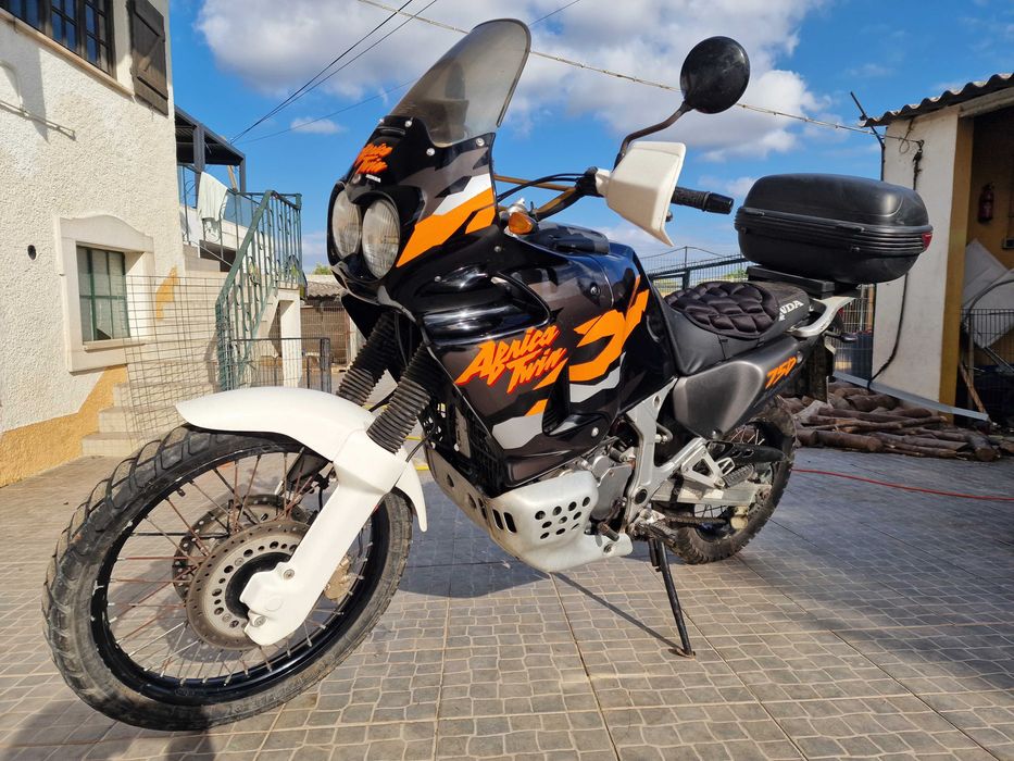 HONDA Africa Twin 750cc