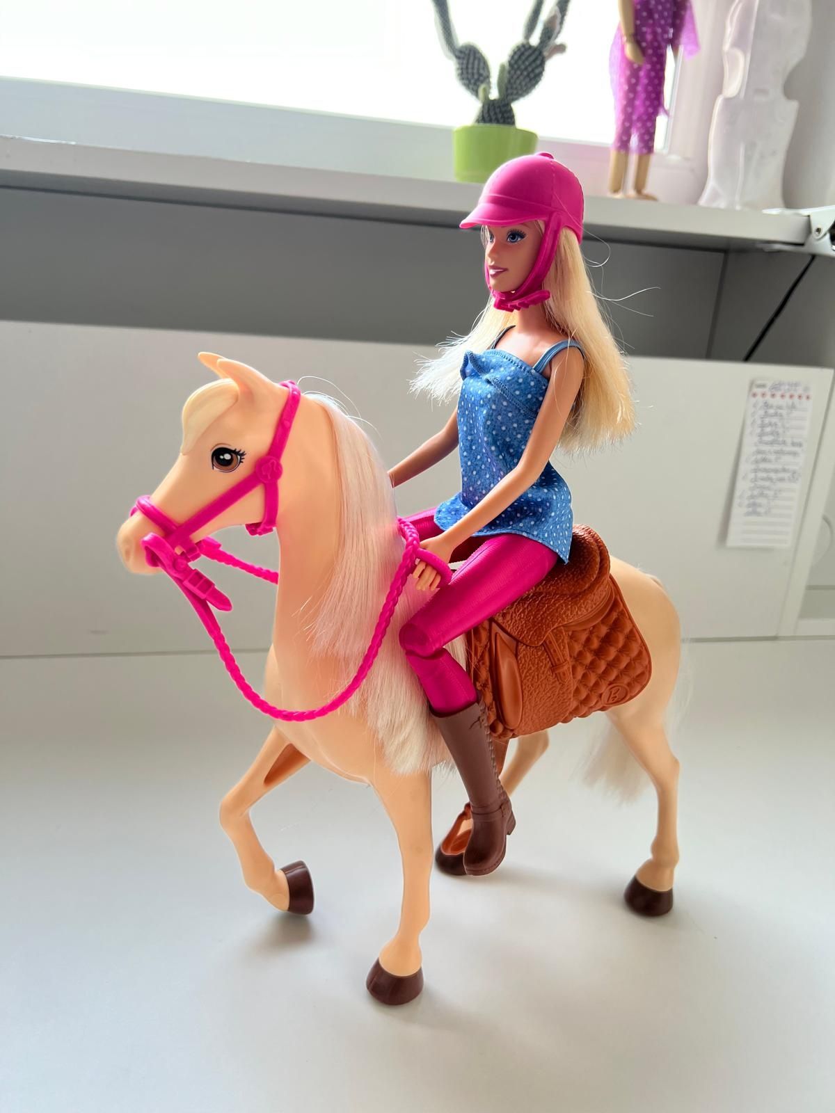 Lalka Barbie z koniem