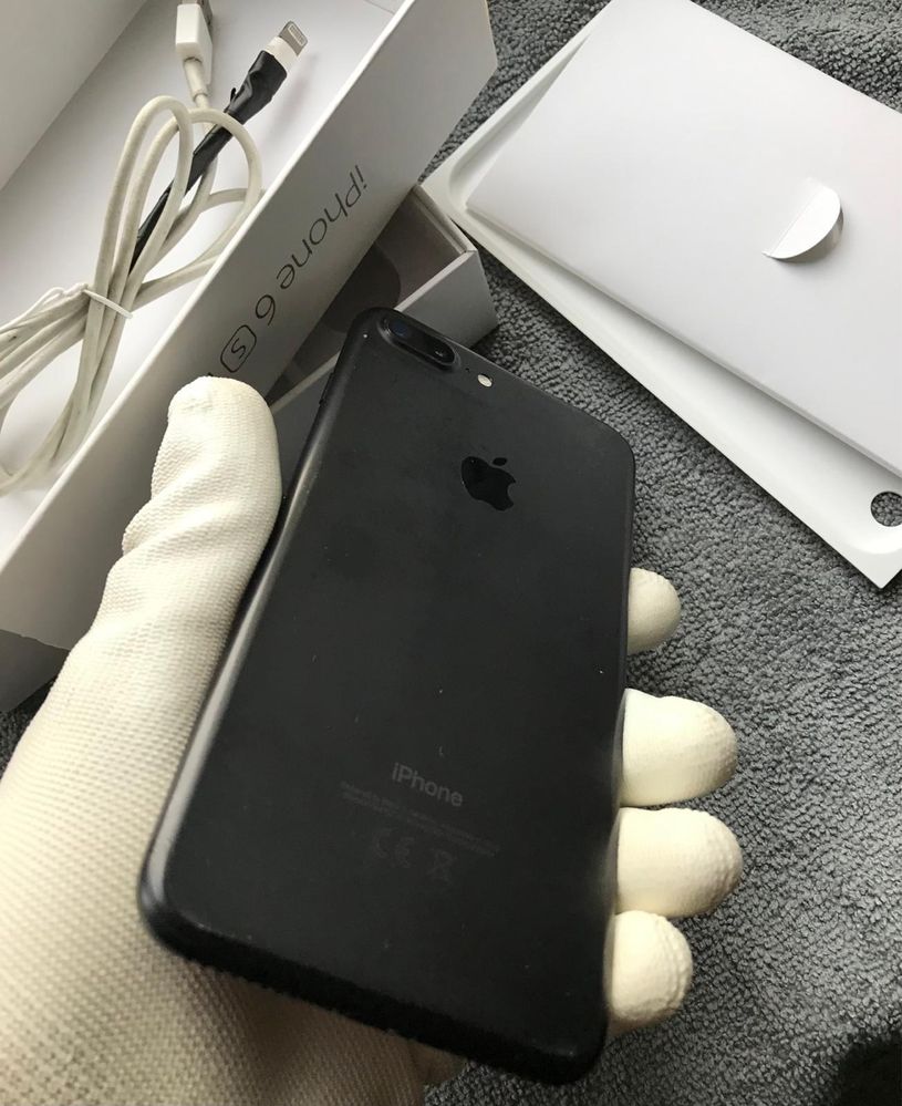 Iphone 7 Plus caly czarny baterii 84proc
