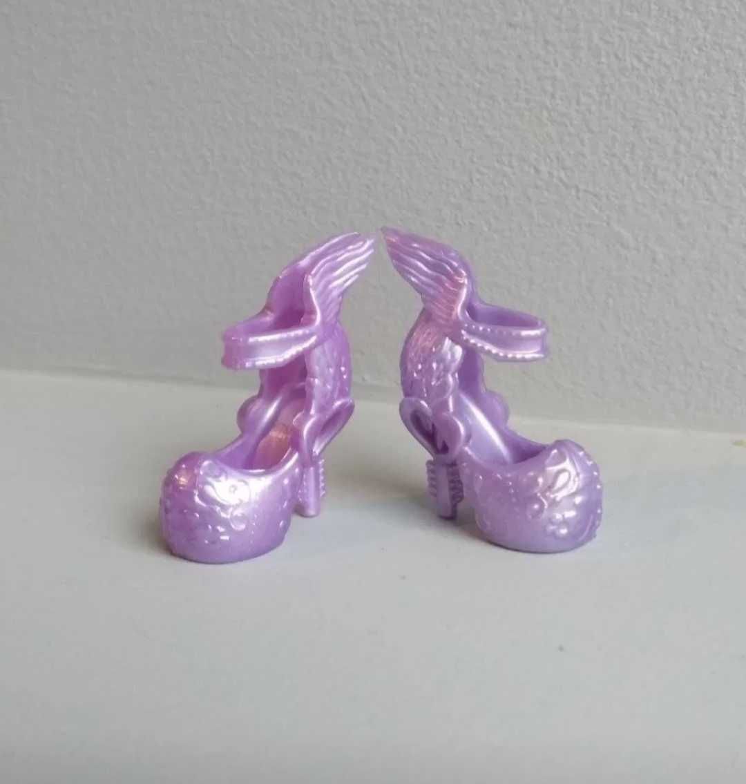 Buty dla lalki Monster High