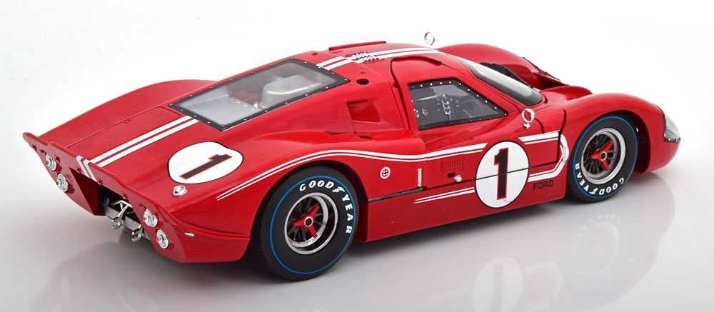 1:18 Shelby Collectibles Ford GT40 MK IV #1 Winner 24h LeMans 1967