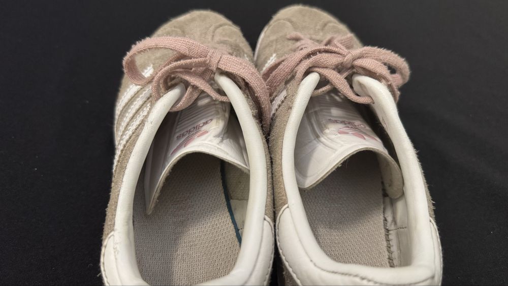 33-34 Оригінальні Adidas Gazelle пильно-рожеві