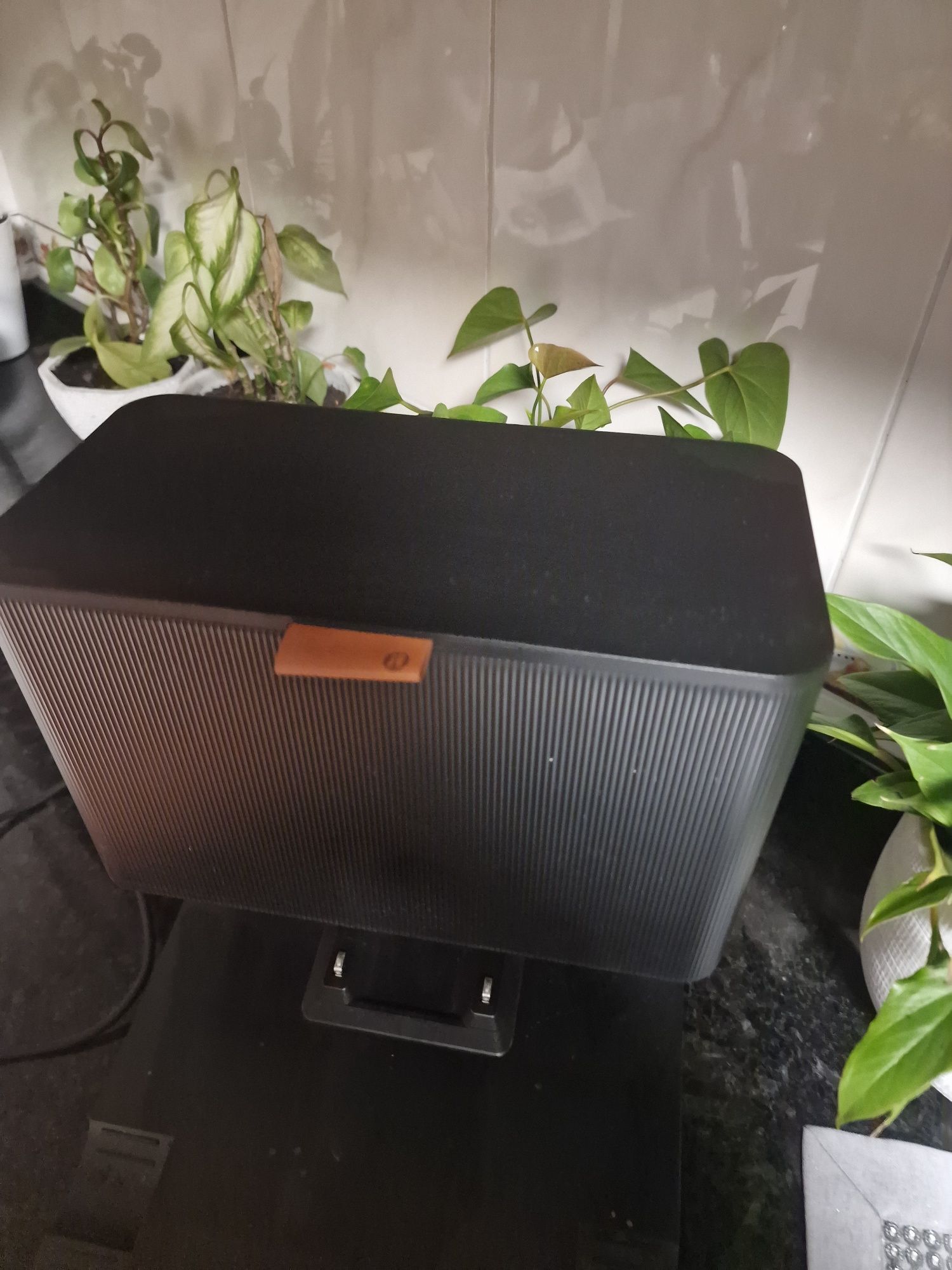 Coluna de carregamento e despeijo airrobot e mopa