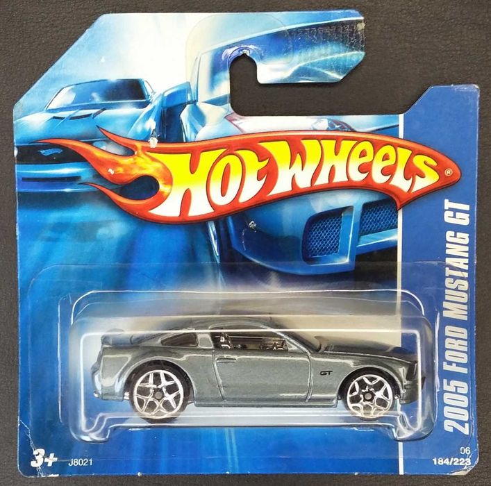 Hot Wheels 2008 Ford Mustang GT 2005 grafitowy