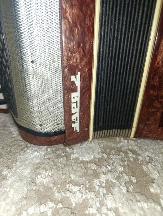 Акордеон Заря 2 .