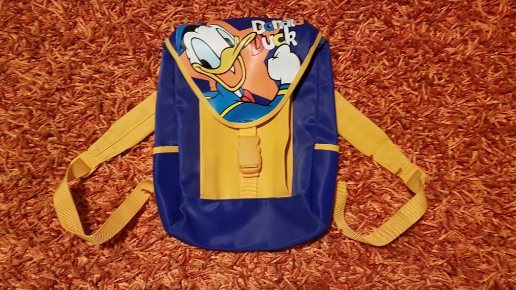 OFERTA PORTES - Mochila Azul e Amarelo do Pato Donald