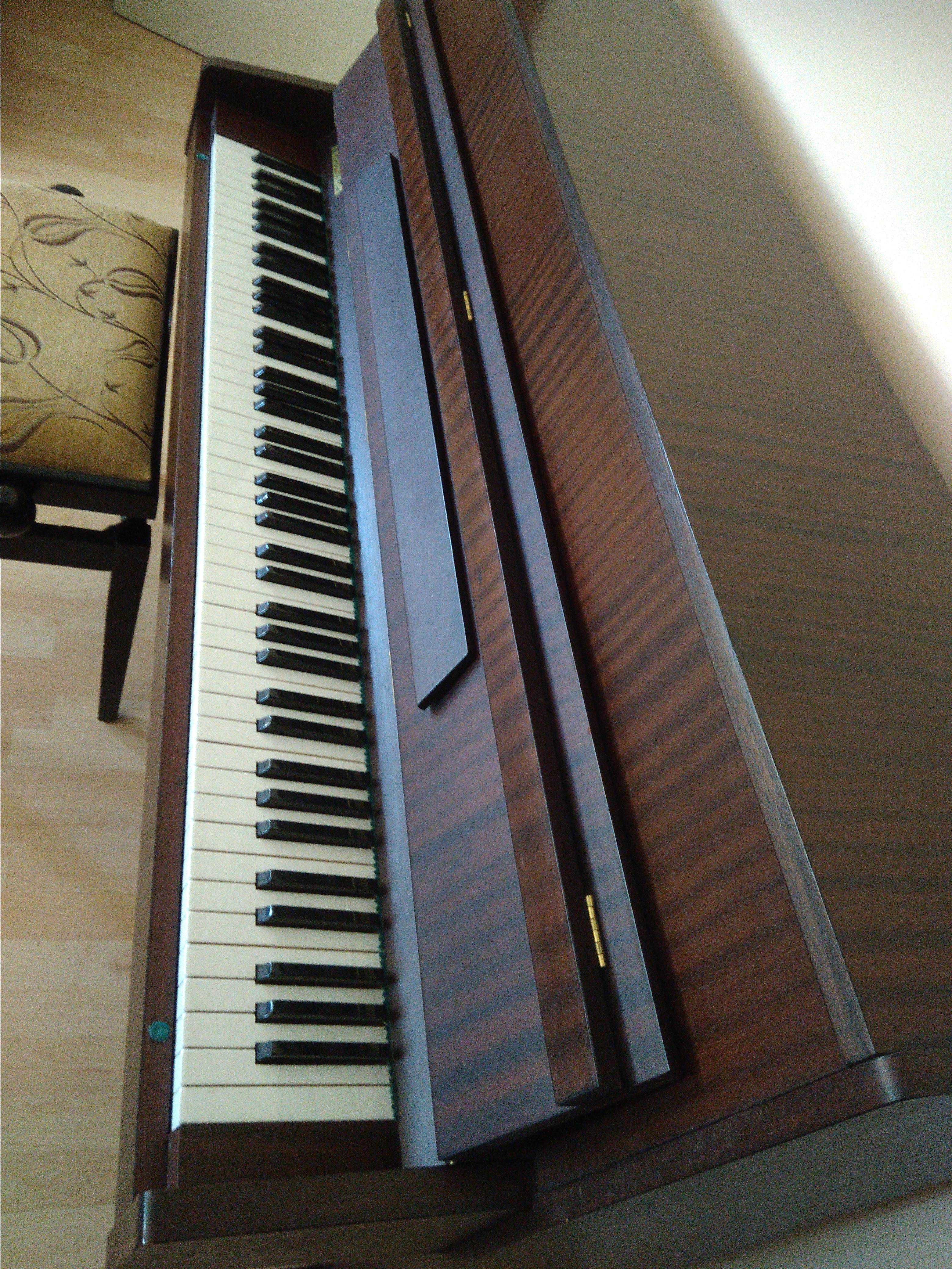 sprzedam pianino Legnica