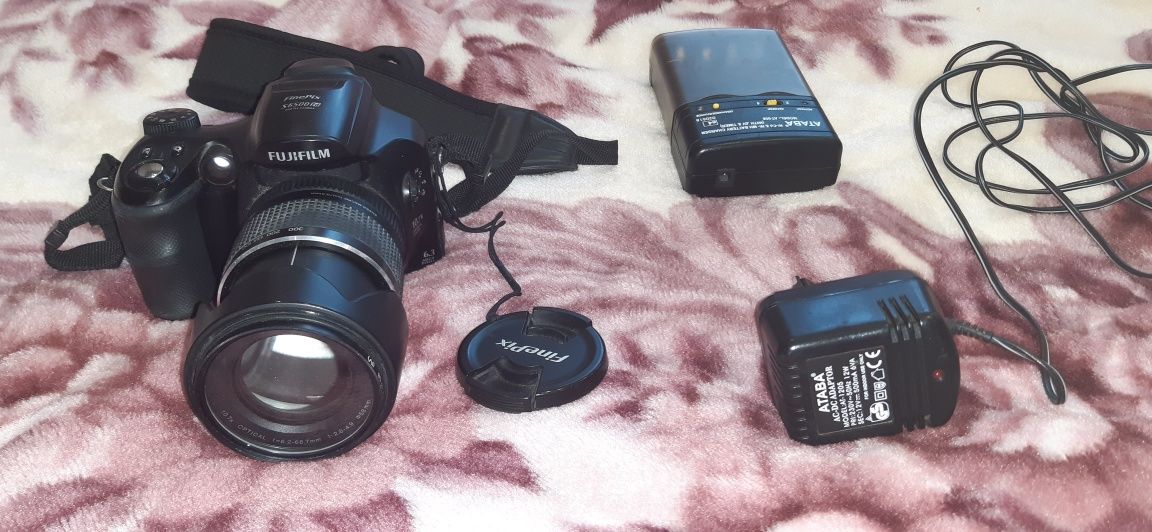 Фотоапарат Fujifilm FinePix S6500