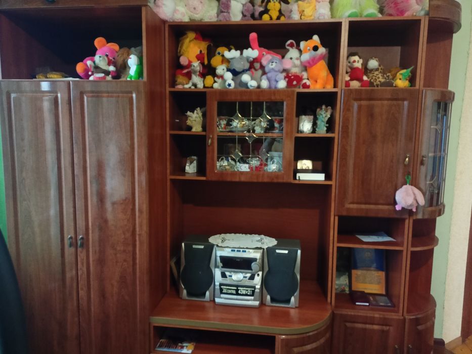 Продам стінку-вітальню