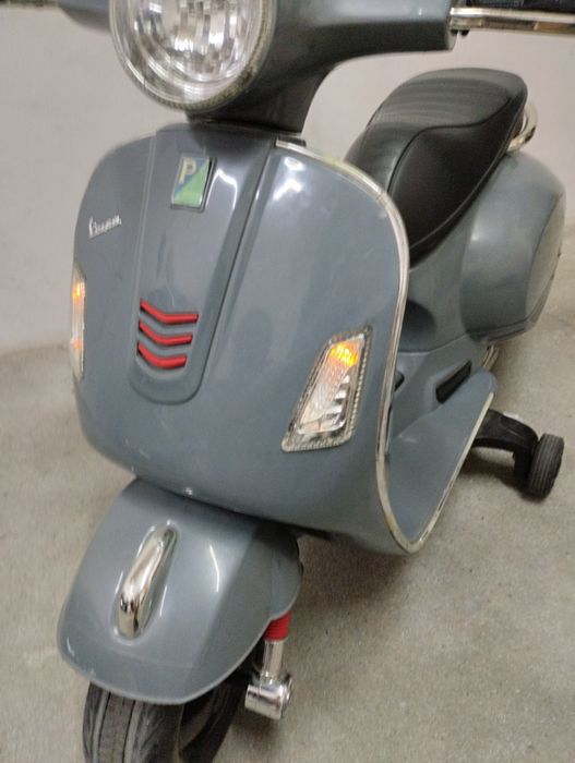Mota Vespa a bateria