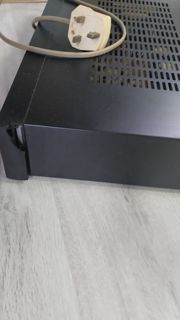 Rotel RA-810A підсилювач вінтаж