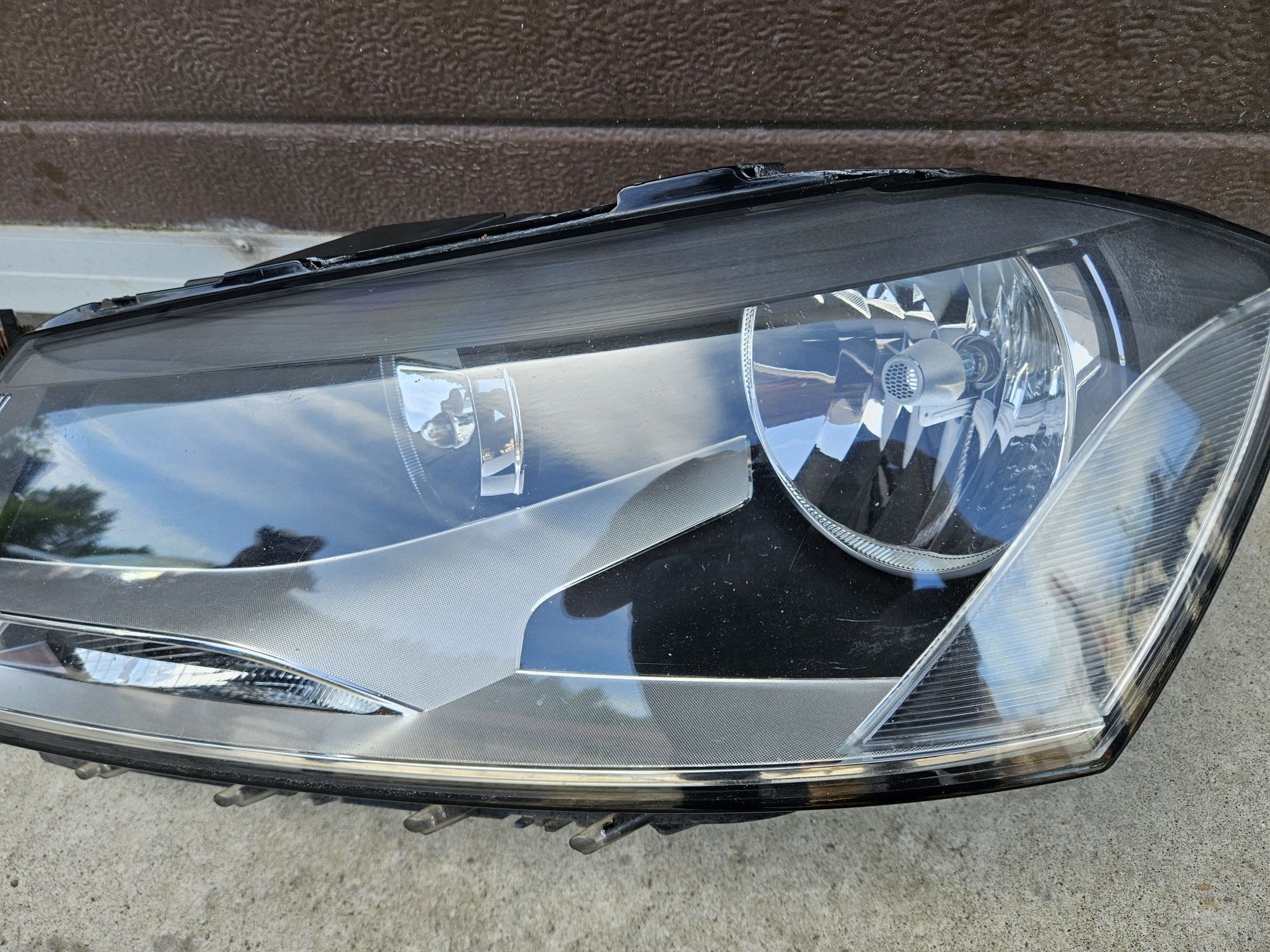 Фара ліва VW Passat B7 Європа 2010-2014р.