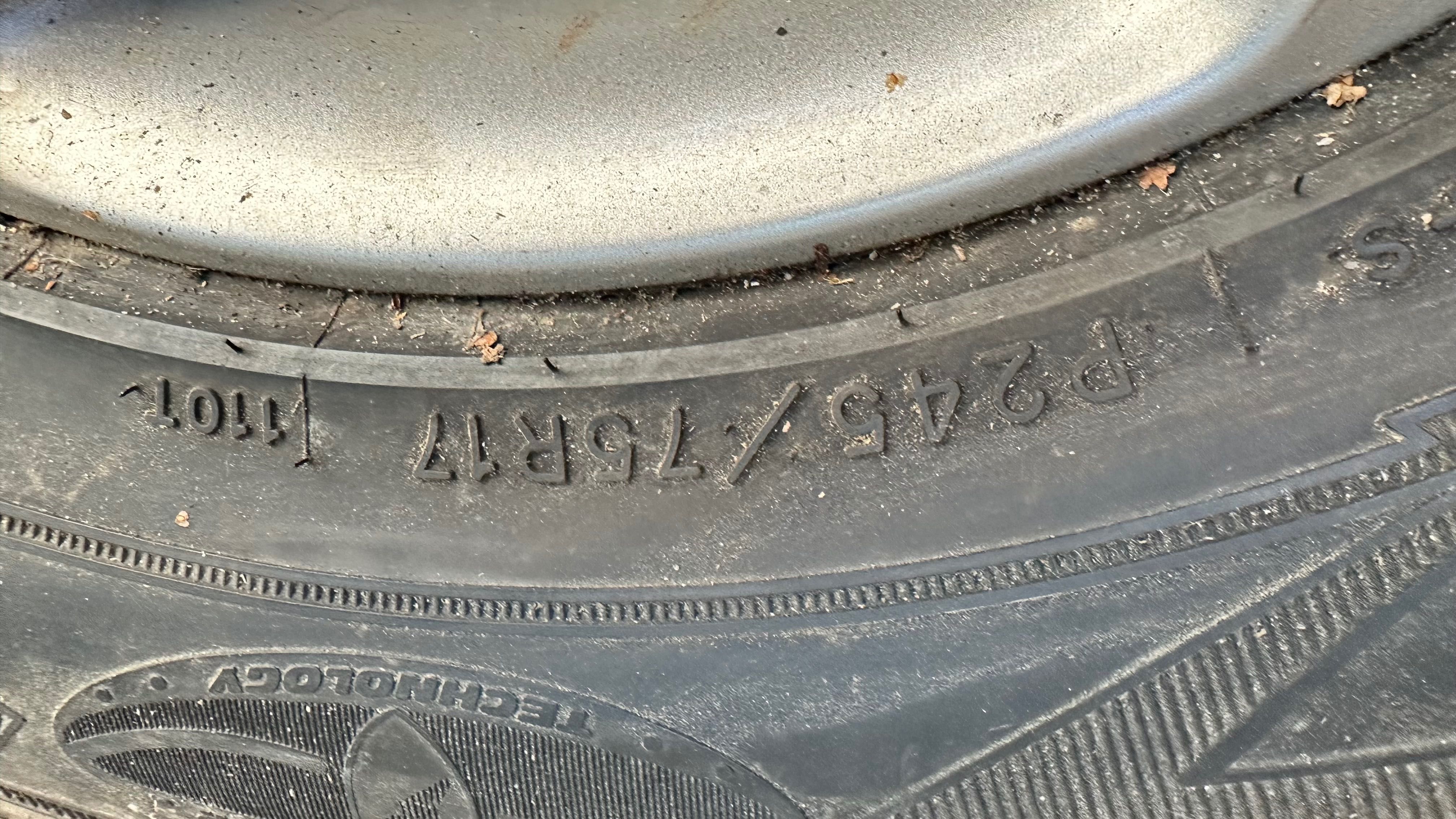 Good Year  Wrangler AT Koła 17” vw touareg 245/75/17