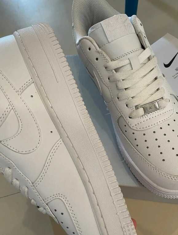 Biały\NikeForce1*airDamskieKomfort ZniżkaTrampkiNeutralne 43