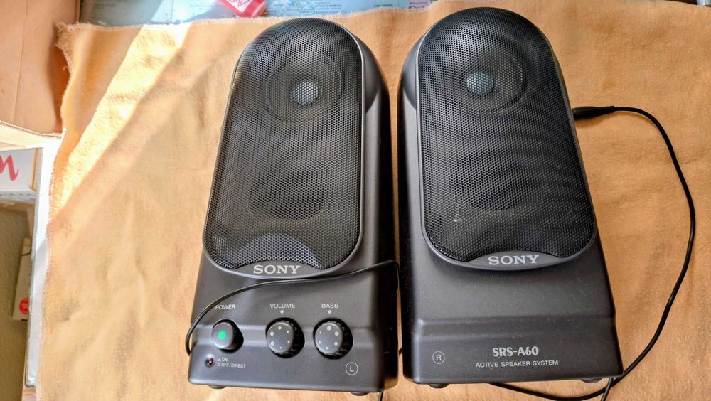 Colunas activas Sony SRS-A60