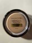 Max factor miracle touch