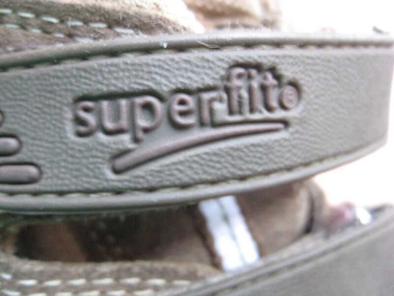 Босоножки сандалии Superfit 28 размер,стелька 18 см Кожаные.