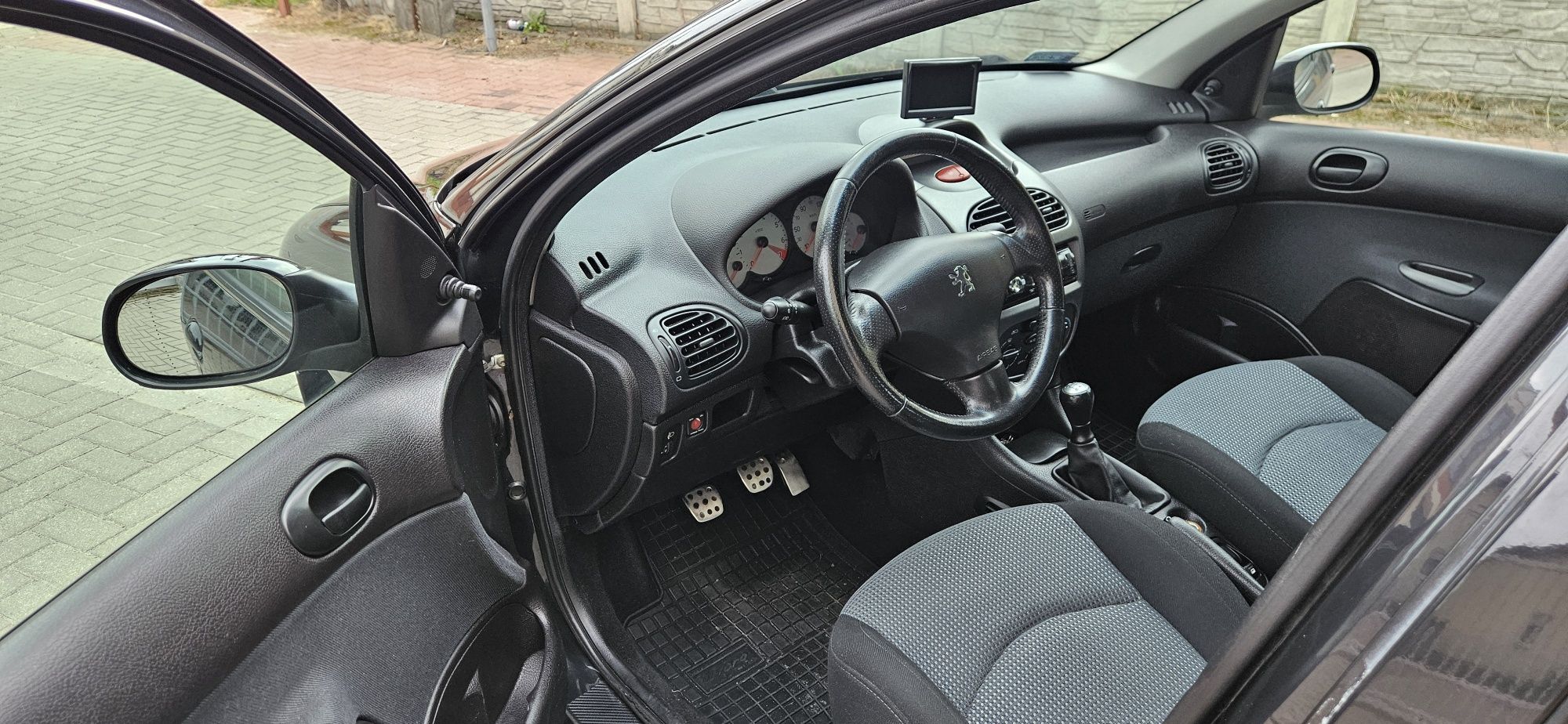 Peugeot 206 1.4B Klimatyzacja