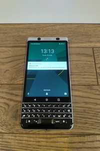 BlackBerry Key One telefon qwerty