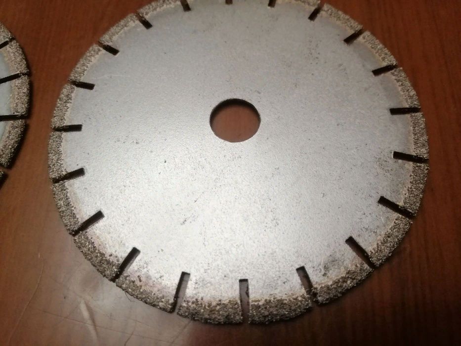 отрезной алмазный круг диск СССР диаметр 90 мм посадочный 12 мм