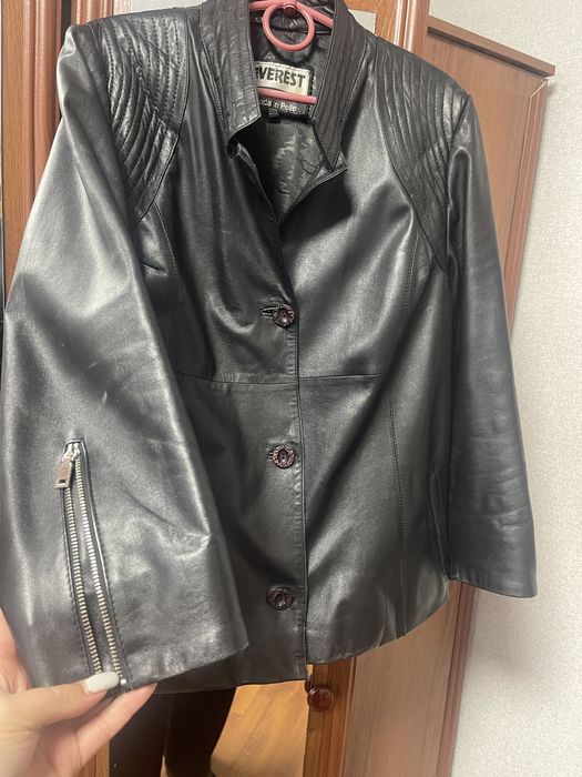 Куртка шкіра жіноча 54 розмір