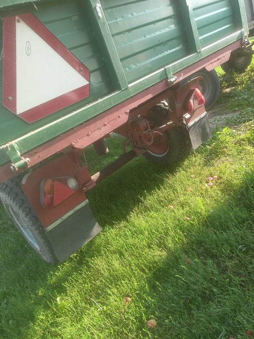 Sprzedam przyczepę 6 t