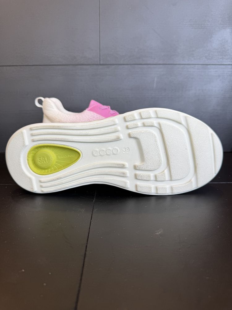 Кросівки ECCO оригінал (39)