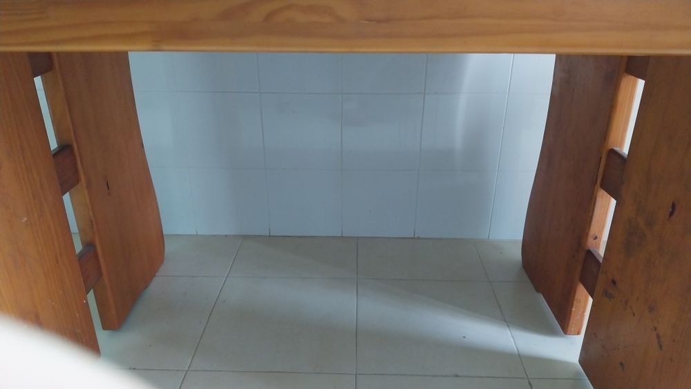 Mesa madeira maciça