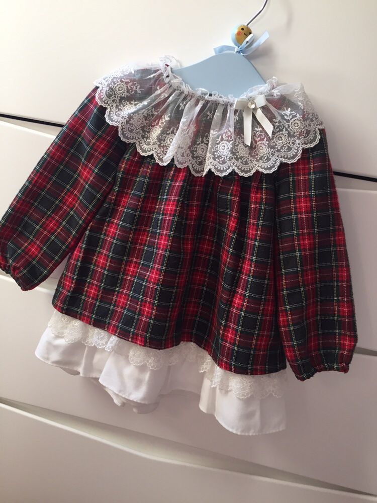 Vestido Da marca BE CHIC, 18 meses. São 2 vestidos