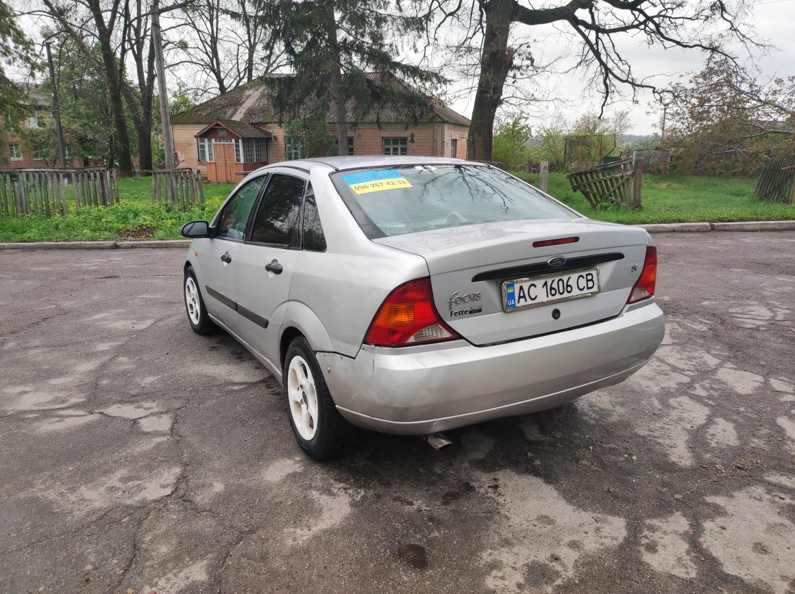 Ford Focus 1.6 benz ТЕРМІНОВО