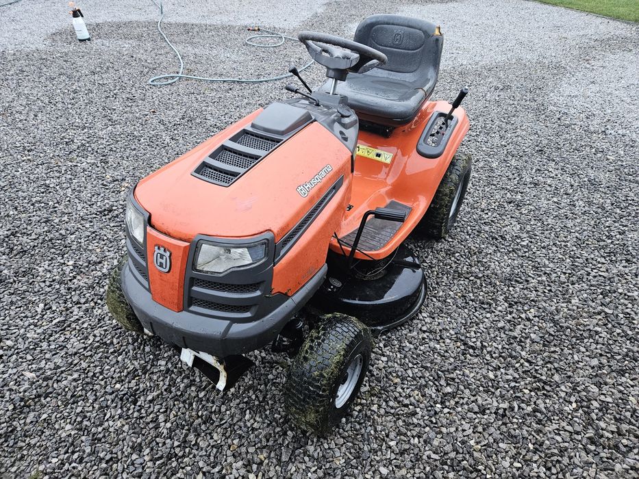 Kosiarka traktorek husgvarna LT151