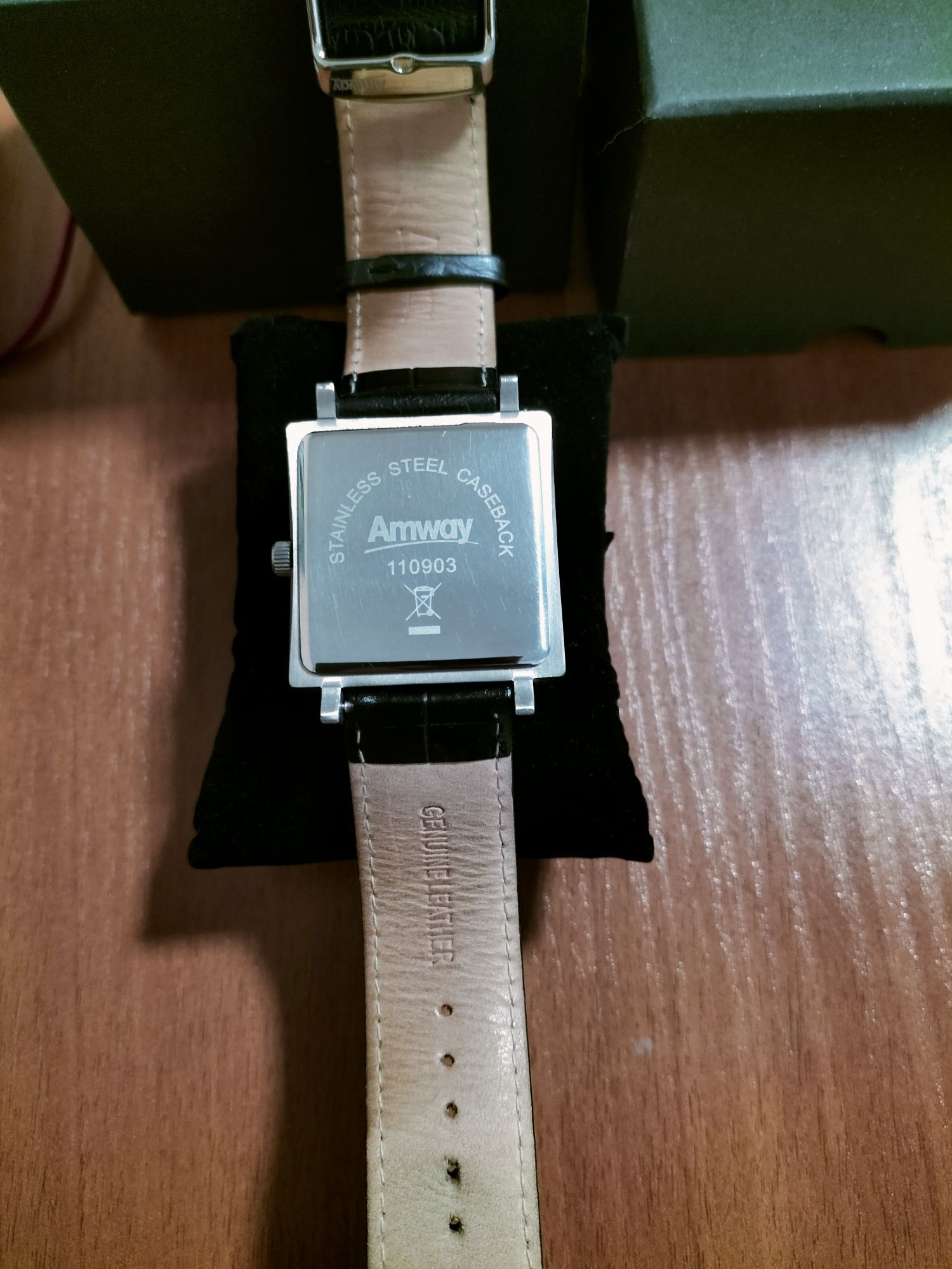 Наручные часы Amway