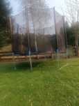Sprzedam trampolinę duża z siatką 3.5 m średnica