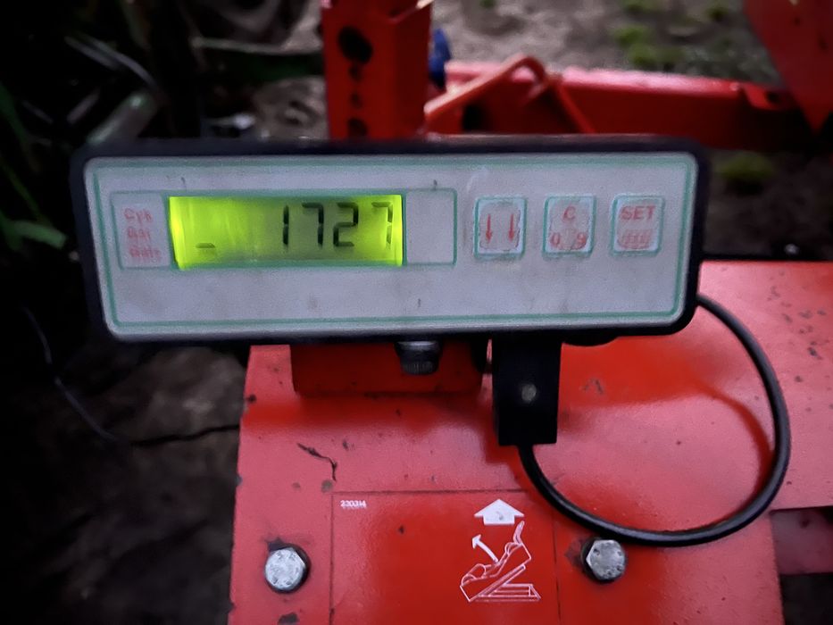 Owijarka Kverneland UN 7556