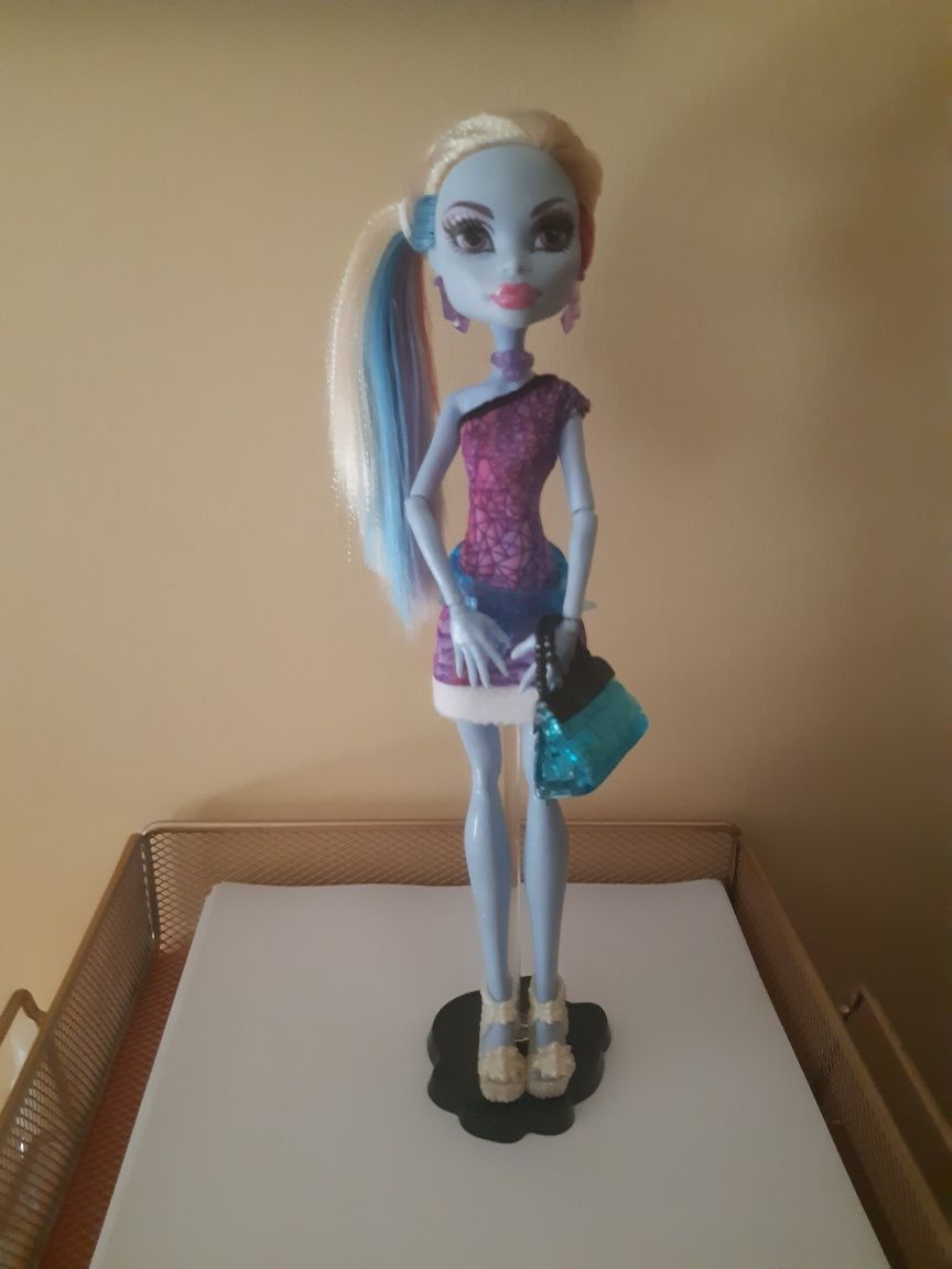 Boneca monster high