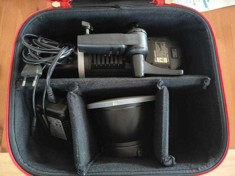 Lampa błyskowa Quadralite Atlas 600 TTL Nikon Canon