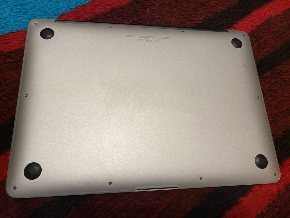 13-inch MacBook Air в гарному стані