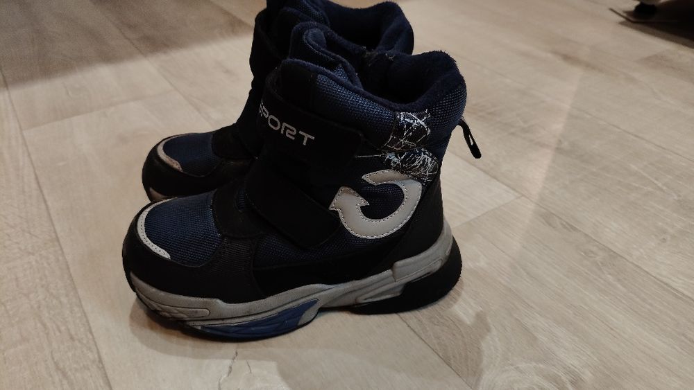 Зимові ботинки на хлопчика 30 розмір.Зимние ботинки на мальчика 18,5см