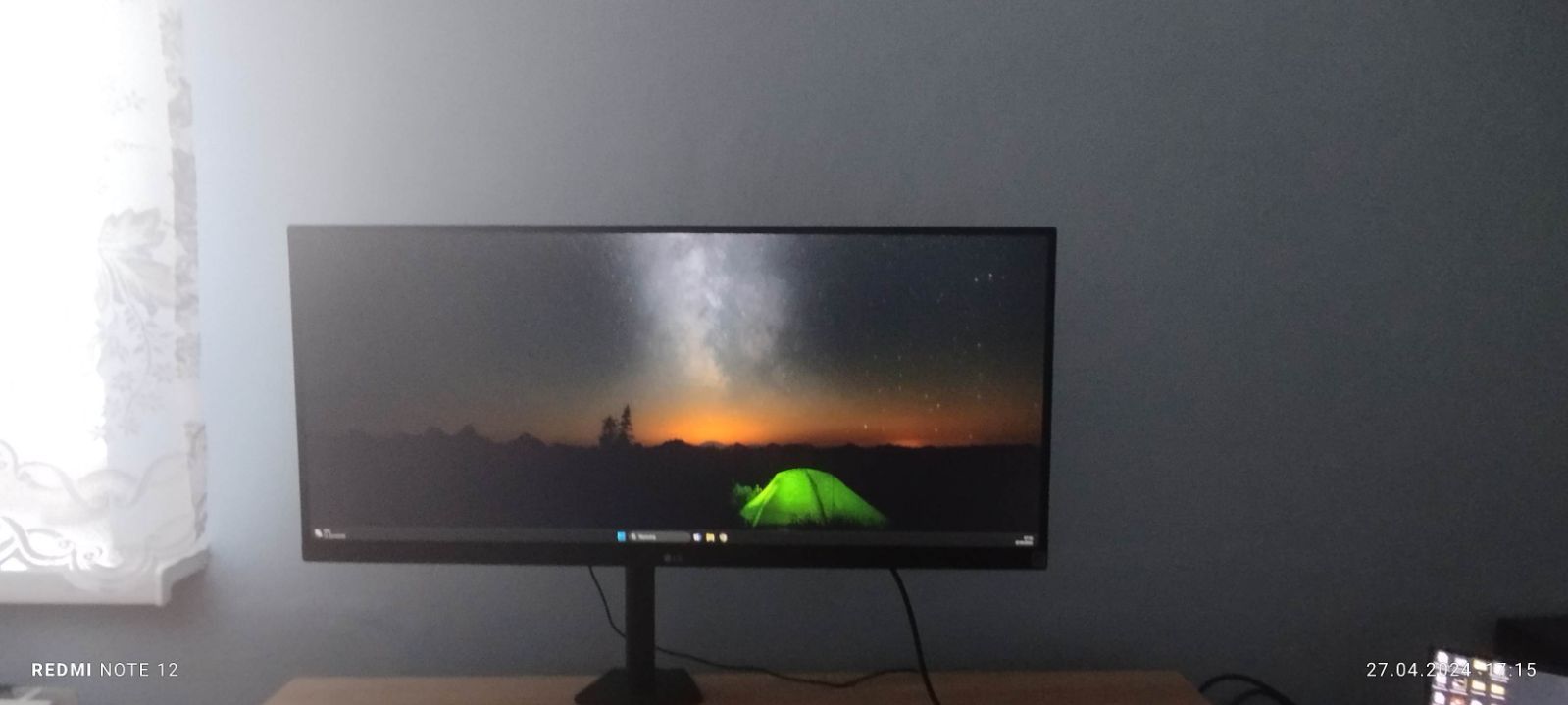 Monitor LG UltraWide Model 29WP60G-B  stan bardzo dobry