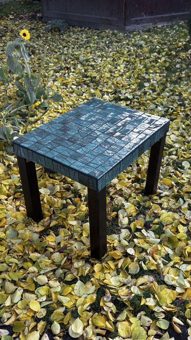 Журнальний стіл з керамічної плитки (ручна робота)