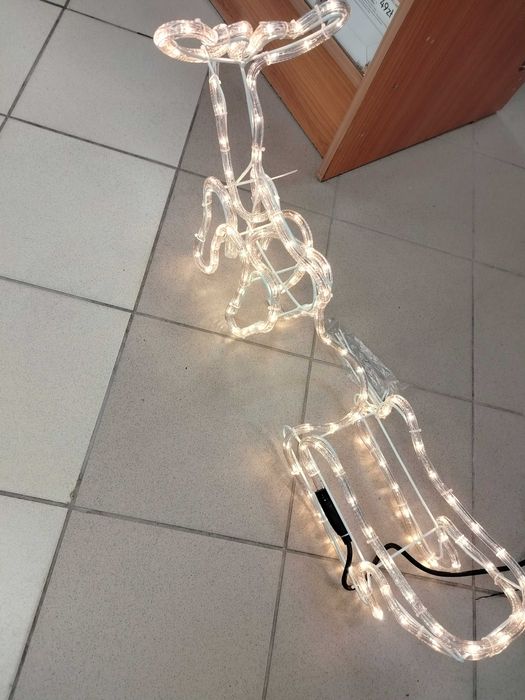 Oświetlenie świąteczne LED renifer z saniami