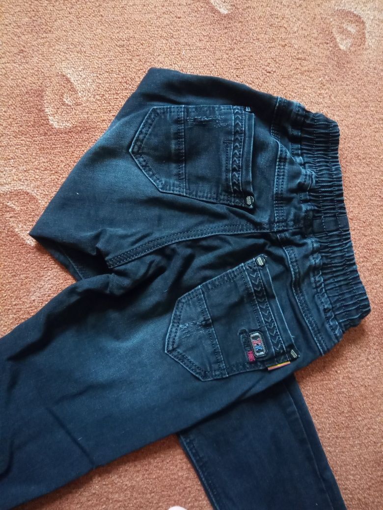 Черные джогеры, джинсы, резинка (8 лет)