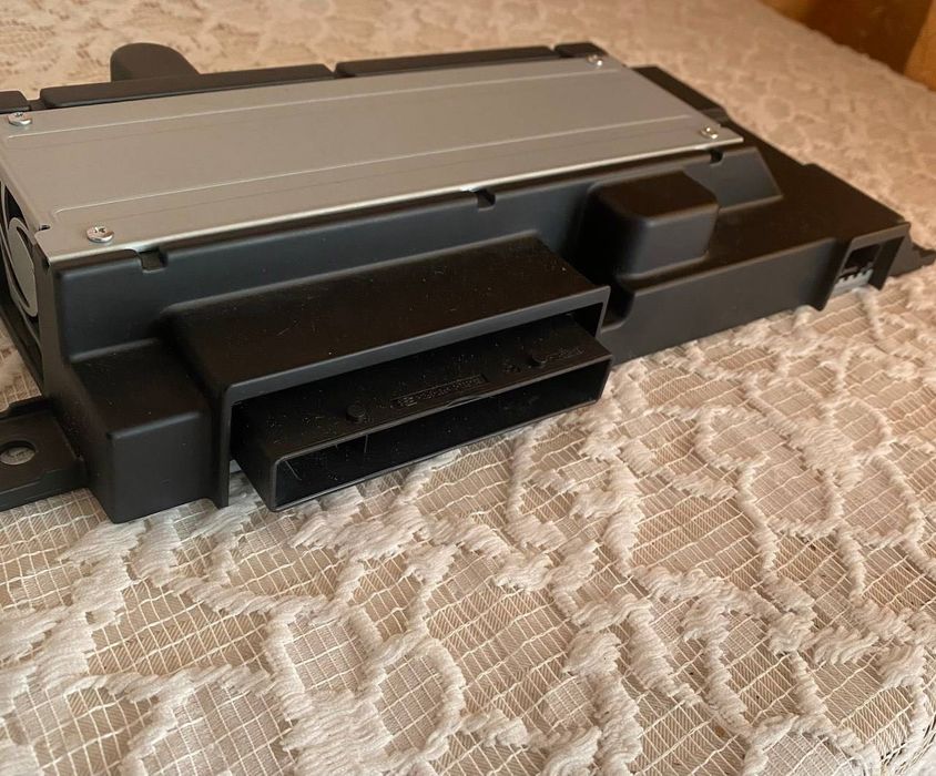 Усилитель Audi a4 b9 2017 (8W0035223B)