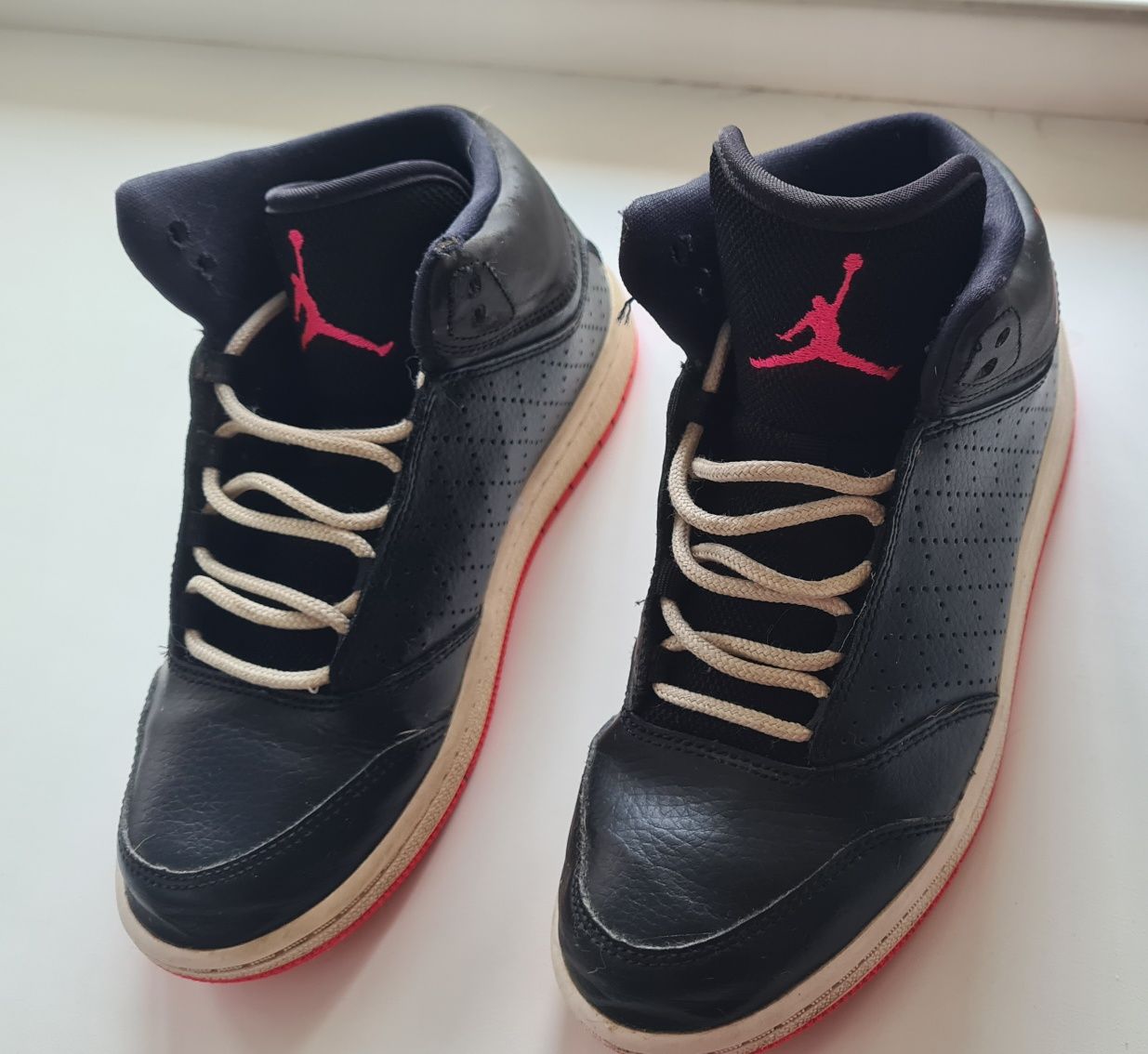 Хайтопи Nike Jordan оригінал, демісезонні, на дівчинку, 33 розмір