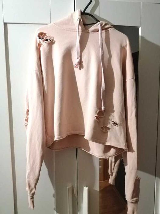 Różowa bluza BERSHKA