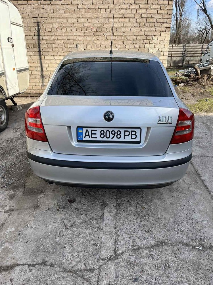 Skoda Octavia A5 1. 6 MPI на автомате 6500$