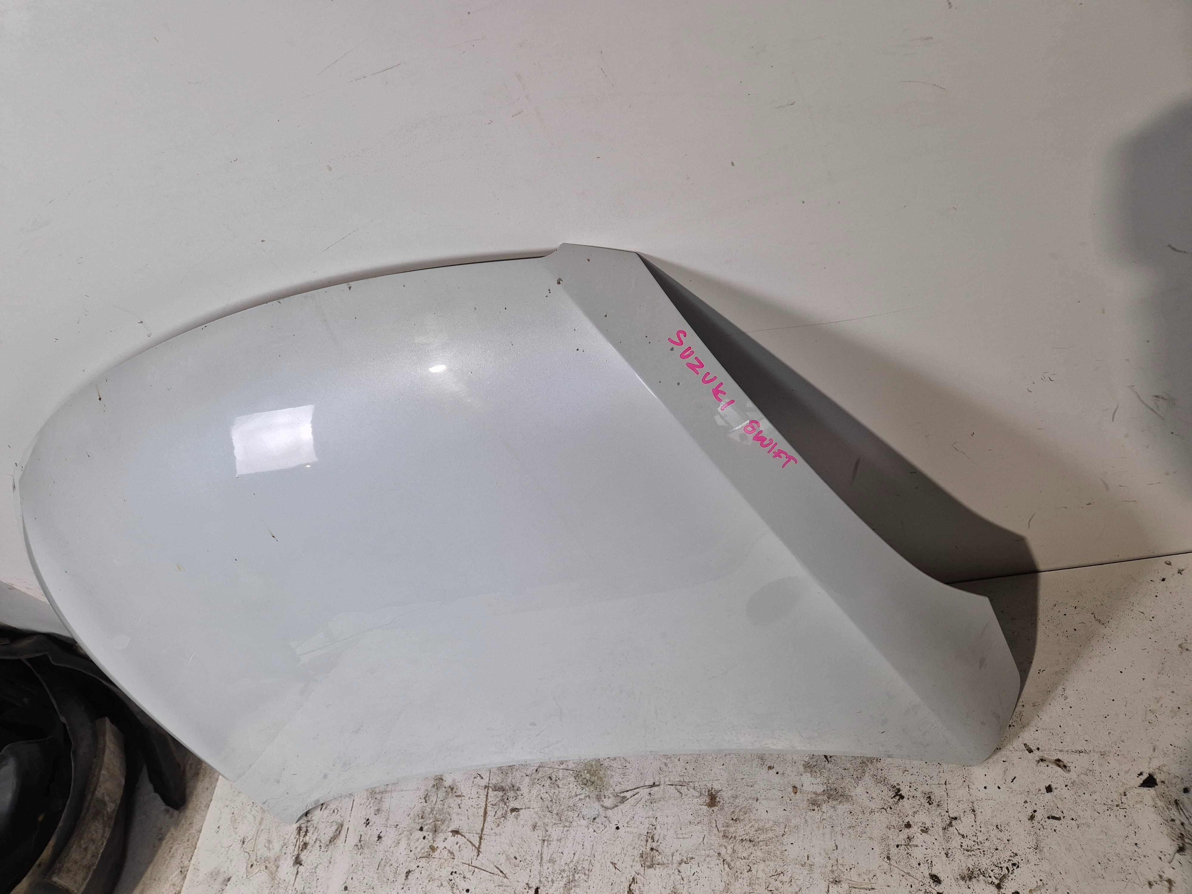 Suzuki Swift MK7 maska pokrywa silnika.