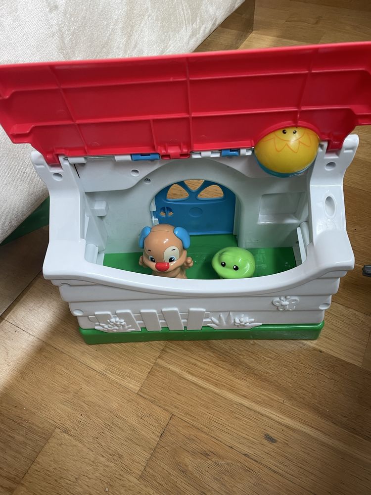 Casa do cãozinho Fisher Price